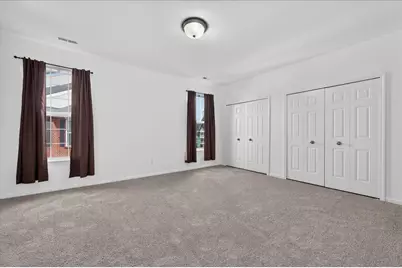 932 W Summerfield Glen Circle, Ann Arbor, MI 48103 - Photo 7