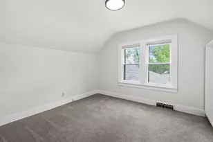 736 Hutchinson St, Kalamazoo, MI 49008 - Photo 33