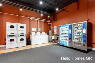 600 Broadway Ave NW, Grand Rapids, MI 49504 - Photo 57