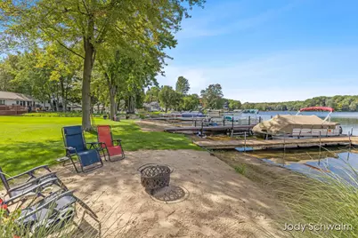 7121 Hass Drive NE, Comstock Park, MI 49321 - Photo 5