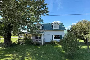 7122 Portland Rd, Saranac, MI 48881 - Photo 3