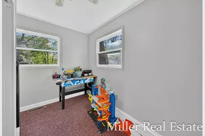 2032 Howard Point, Nashville, MI 49073 - Photo 37