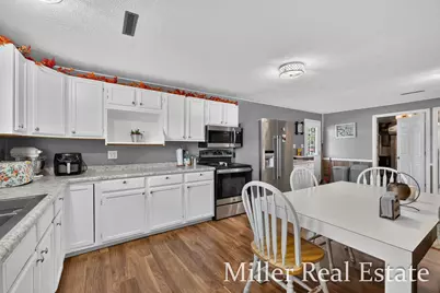 2032 Howard Point, Nashville, MI 49073 - Photo 9