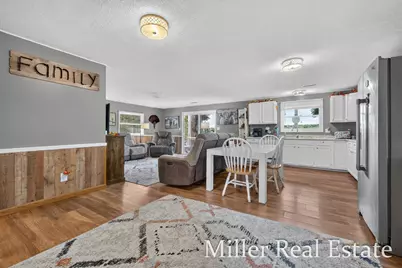 2032 Howard Point, Nashville, MI 49073 - Photo 11
