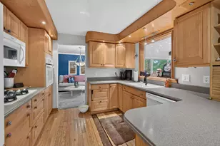 911 Westwood Blvd, Jackson, MI 49203 - Photo 15