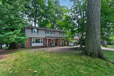 911 Westwood Boulevard, Jackson, MI 49203 - Photo 1