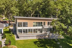 602 Lawn Ave, Holland, MI 49424 - Photo 1