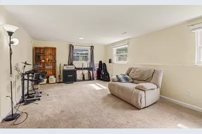 5836 Meredith Street, Portage, MI 49002 - Photo 13