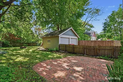 512 Curtis Street NE, Grand Rapids, MI 49505 - Photo 25