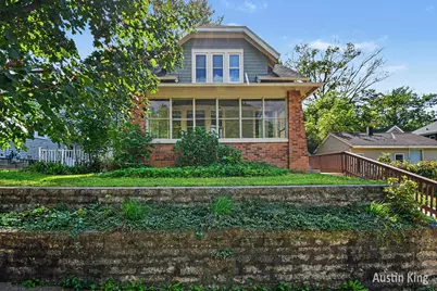 512 Curtis Street NE, Grand Rapids, MI 49505 - Photo 1