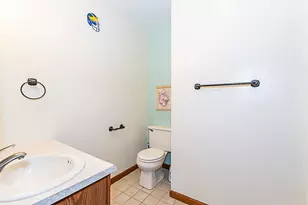 2240 E Hickory Rd, Battle Creek, MI 49017 - Photo 45