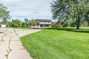 2240 E Hickory Rd, Battle Creek, MI 49017 - Photo 1