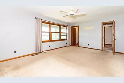 2240 E Hickory Road, Battle Creek, MI 49017 - Photo 19