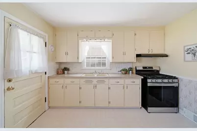 716 Woodfield Drive, Jackson, MI 49203 - Photo 13