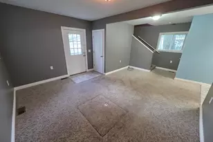 1013 Vine St, Manistee, MI 49660 - Photo 7