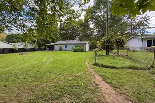 11195 Mcgregor Rd, Pinckney, MI 48169 - Photo 17