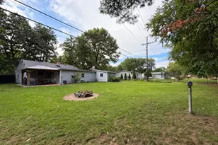 11195 Mcgregor Rd, Pinckney, MI 48169 - Photo 21
