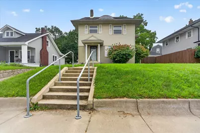 1211 W Michigan Avenue, Jackson, MI 49202 - Photo 1