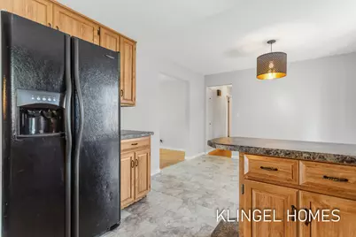 902 S Despelder Street, Grand Haven, MI 49417 - Photo 13