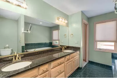 833 Lakewood Drive, Rochester Hills, MI 48309 - Photo 43