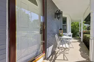 2016 Edgewood Ave SE, Grand Rapids, MI 49546 - Photo 5