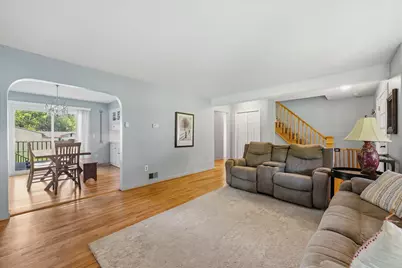 9623 Earhart Road, South Lyon, MI 48178 - Photo 9