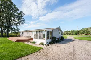 16610 48th Ave, Coopersville, MI 49404 - Photo 5