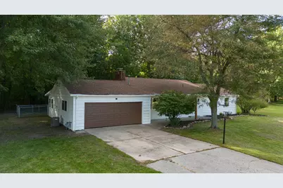 5564 Newton Avenue, Coloma, MI 49038 - Photo 1