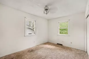 225 Eaton St, Battle Creek, MI 49017 - Photo 13