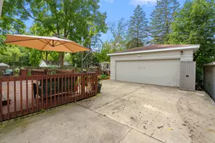 1619 Upland Dr, Kalamazoo, MI 49048 - Photo 27