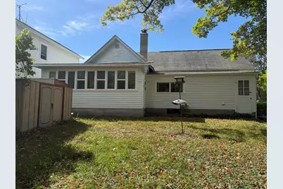 221 Winter Avenue, Big Rapids, MI 49307 - Photo 3