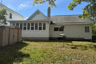 221 Winter Ave, Big Rapids, MI 49307 - Photo 3