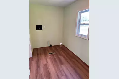 116 E Railroad Street, Dowagiac, MI 49047 - Photo 17
