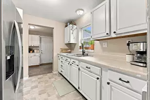 306 N Main St, Allegan, MI 49010 - Photo 13