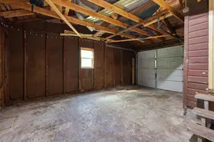 306 N Main St, Allegan, MI 49010 - Photo 31