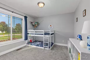 6474 Bradenwood Dr, Hudsonville, MI 49426 - Photo 15