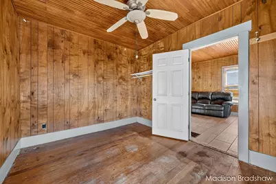 229 Fox Street SW, Grand Rapids, MI 49507 - Photo 25