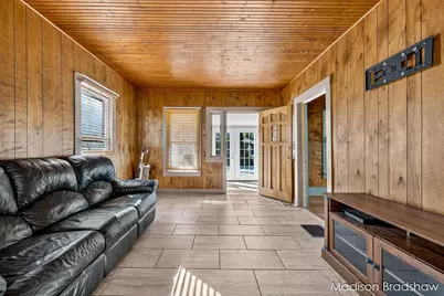 229 Fox Street SW, Grand Rapids, MI 49507 - Photo 17