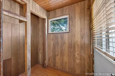 229 Fox Street SW, Grand Rapids, MI 49507 - Photo 27