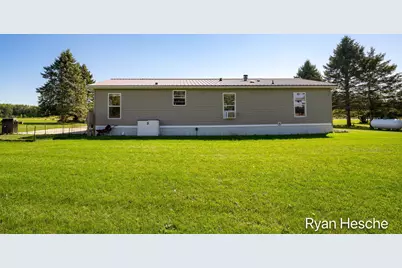 8024 Scott Road, Saranac, MI 48881 - Photo 25