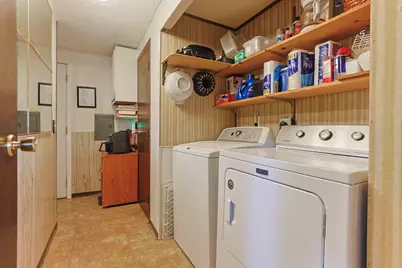 4036 E Empire Avenue, Benton Harbor, MI 49022 - Photo 17