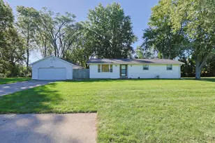 4036 E Empire Ave, Benton Harbor, MI 49022 - Photo 3