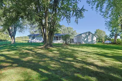 4036 E Empire Avenue, Benton Harbor, MI 49022 - Photo 37