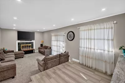 36523 Whitcomb Street, Livonia, MI 48154 - Photo 27