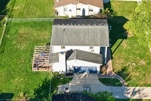 36523 Whitcomb St, Livonia, MI 48154 - Photo 13