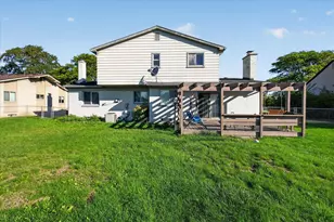 36523 Whitcomb St, Livonia, MI 48154 - Photo 5