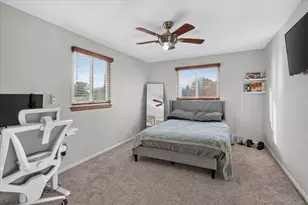 36523 Whitcomb St, Livonia, MI 48154 - Photo 47