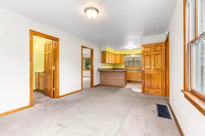 22303 Bedford Road N, Battle Creek, MI 49017 - Photo 5
