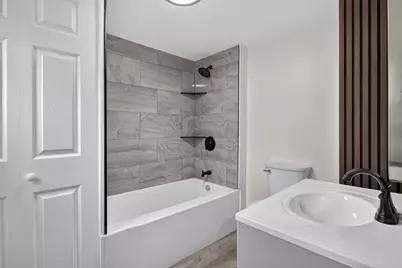 2024 W Washington Avenue, Jackson, MI 49203 - Photo 9