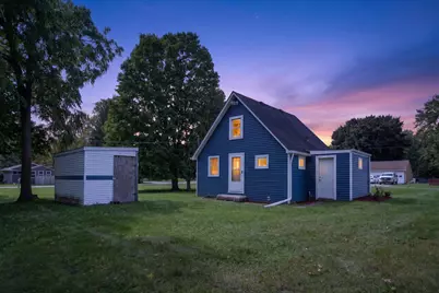 2024 W Washington Avenue, Jackson, MI 49203 - Photo 1